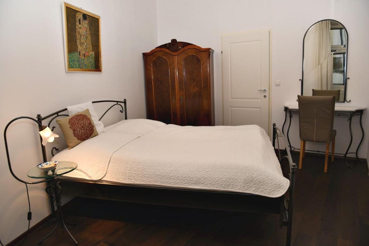 Grand Vienna City Center Apartment Kültér fotó